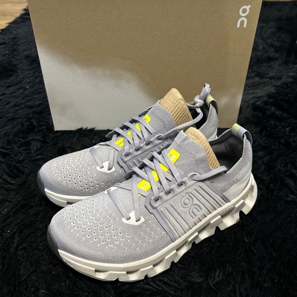 ON CLOUDSWIFT athletic training running lace up shoes sneakers women’s 9 new - Picture 6 of 7